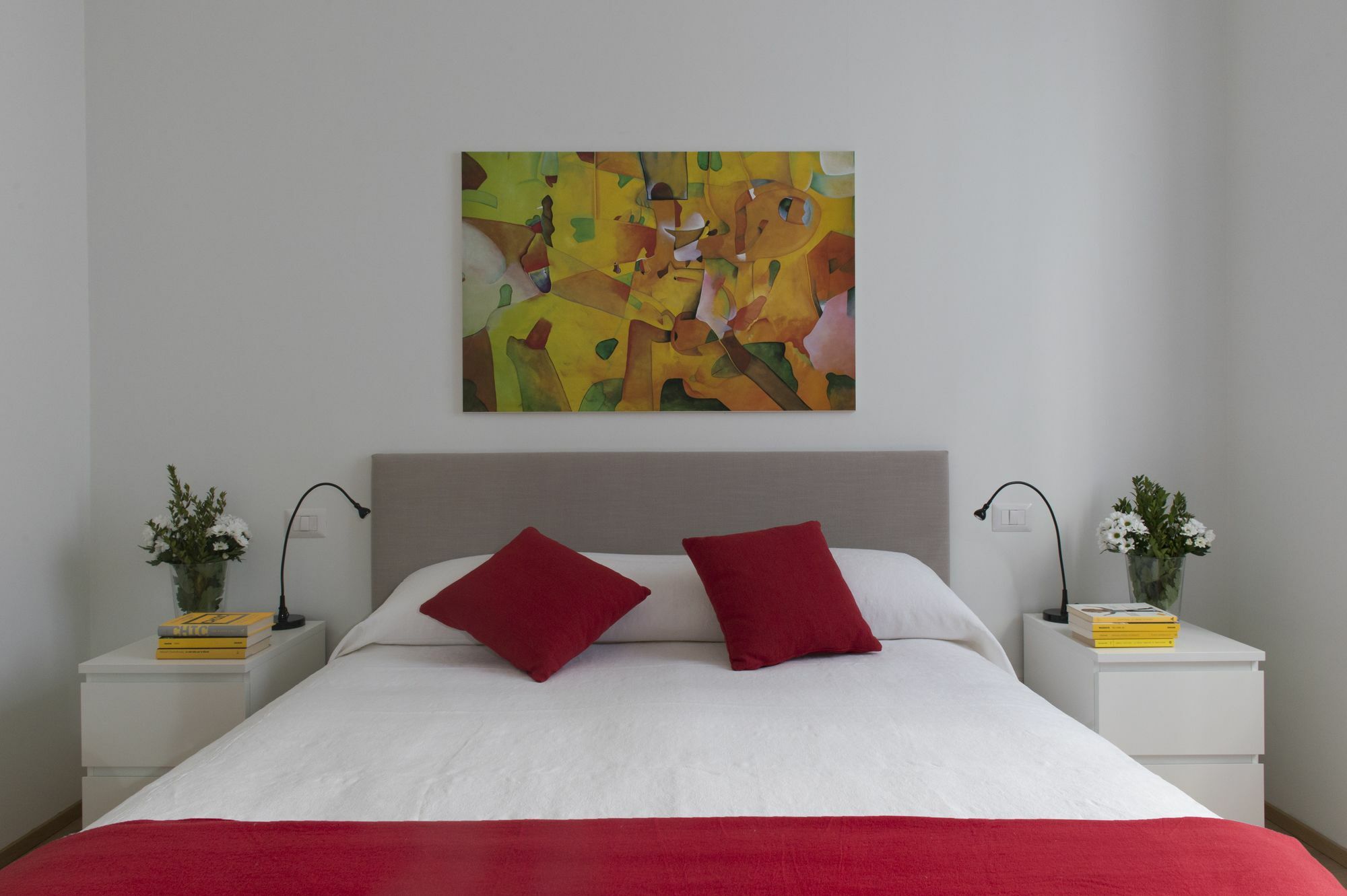 Cavour Apartment Милано Екстериор снимка